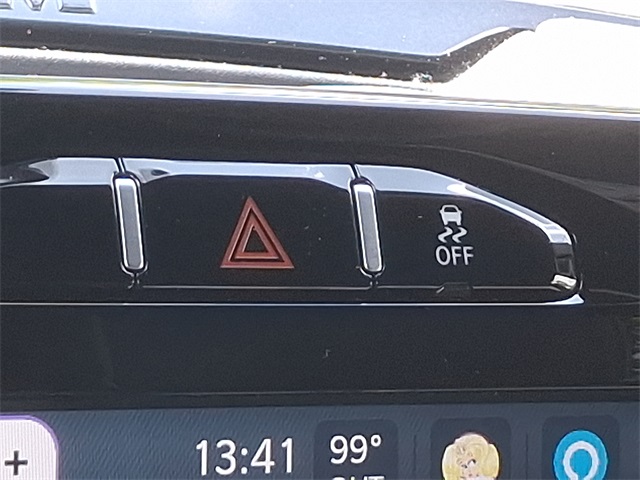 Vehicle image 24 of 34