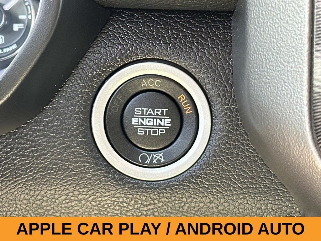 Vehicle image 12 of 25