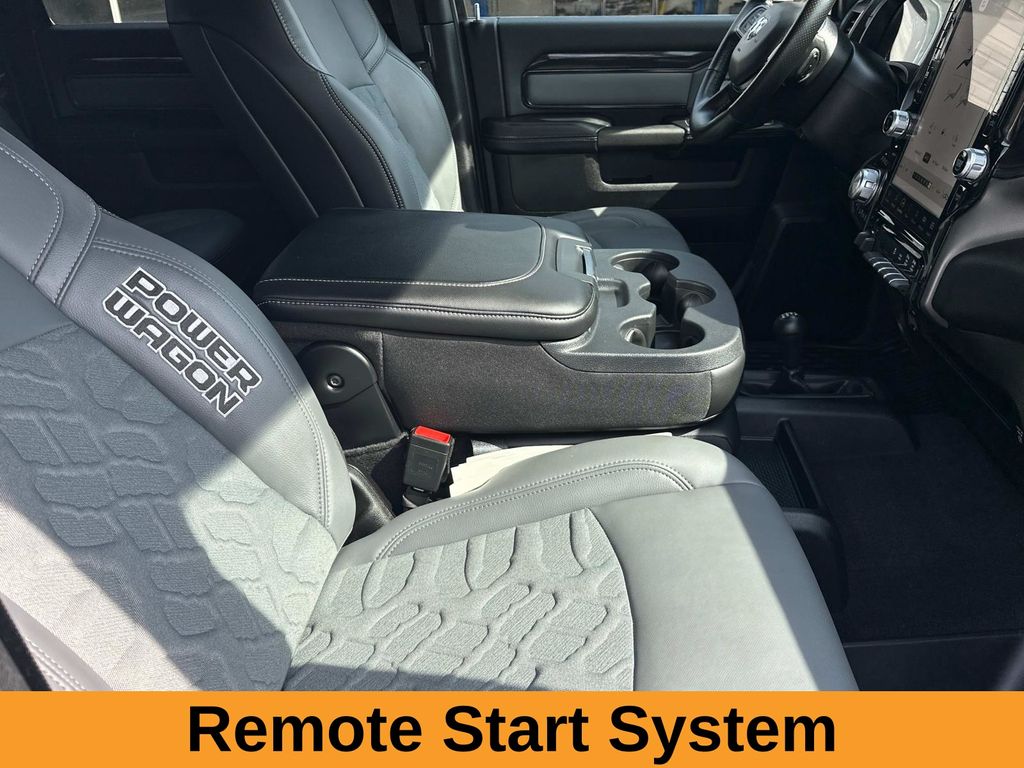 Vehicle image 19 of 25