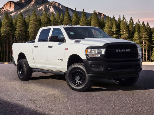 2022 Ram 2500 Tradesman Image 3 of 37