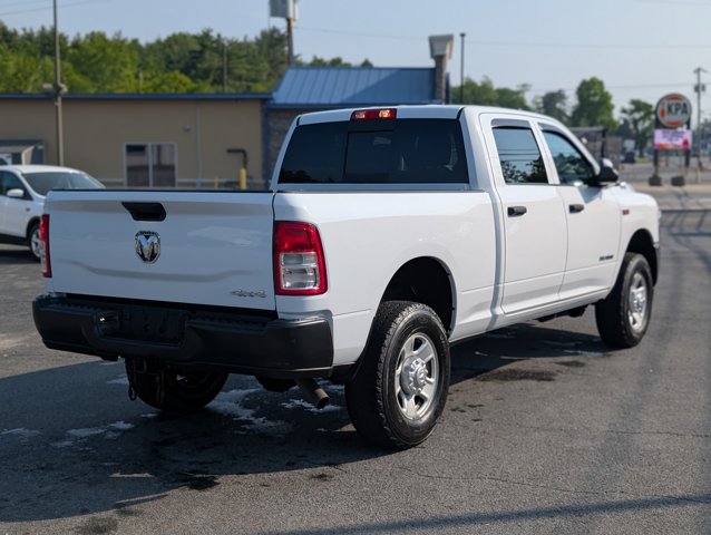 Vehicle image 5 of 40