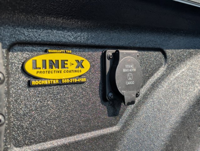 Vehicle image 34 of 40