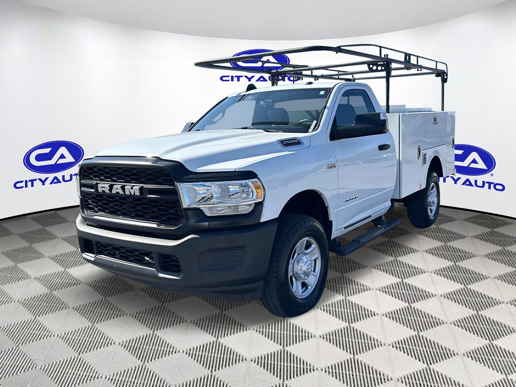 2022 Ram 2500 Tradesman Image 2 of 40