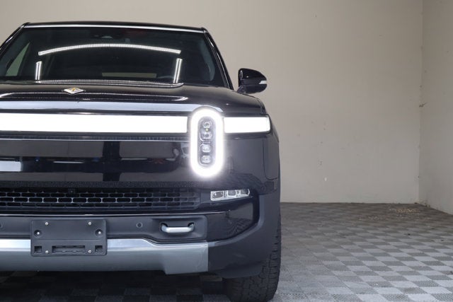 2022 Rivian R1S Launch Edition Image 3 of 39
