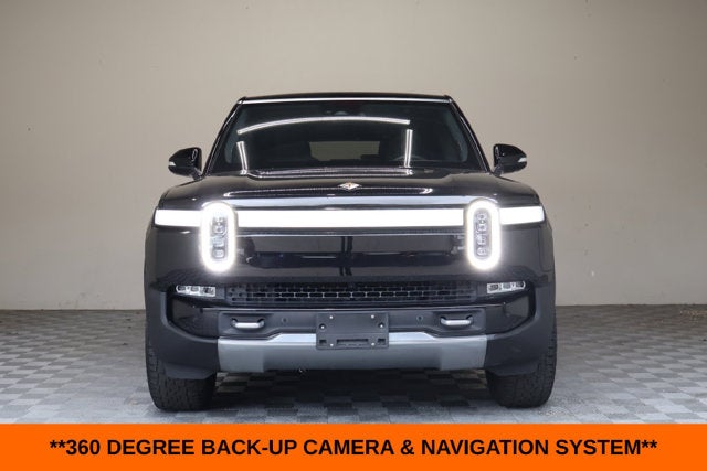 2022 Rivian R1S Launch Edition Image 2 of 39