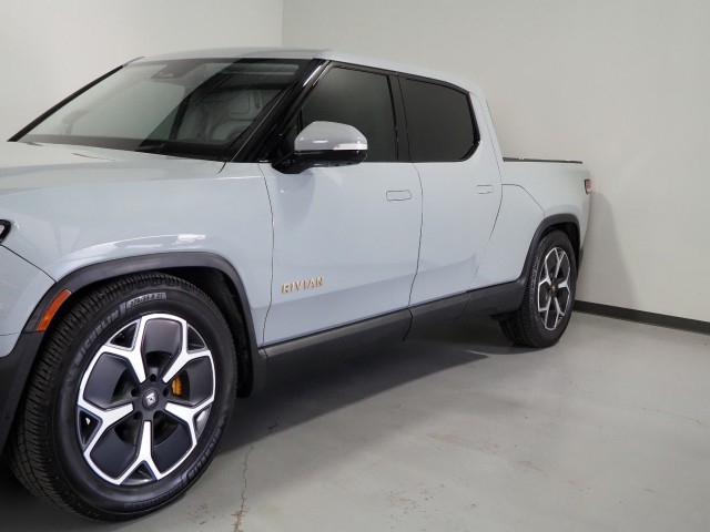 2022 Rivian R1T Adventure Package Image 2 of 80