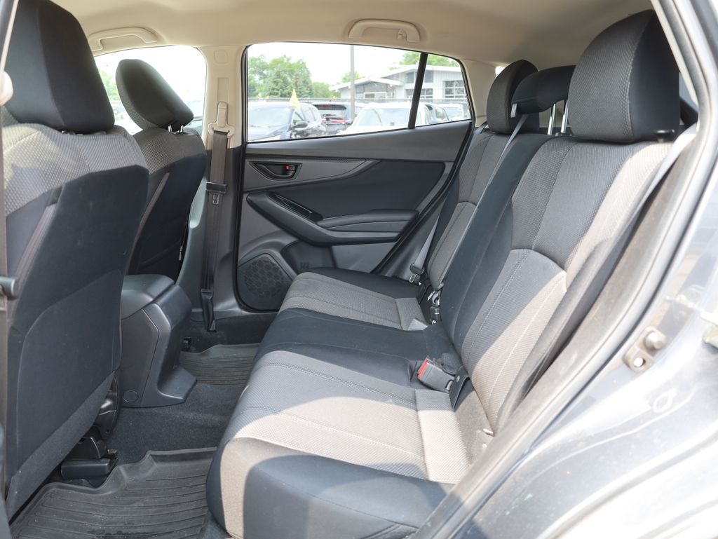 Vehicle image 13 of 41