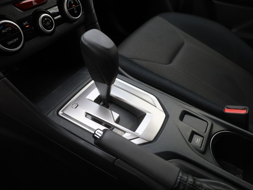 Vehicle image 29 of 41