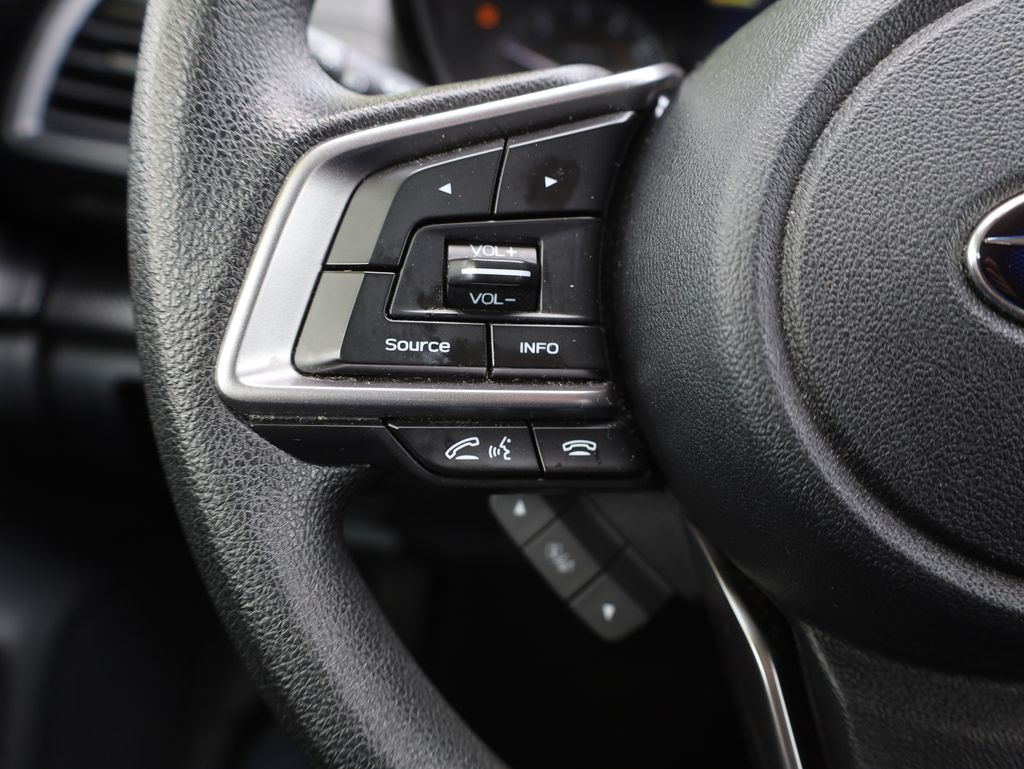 Vehicle image 36 of 41