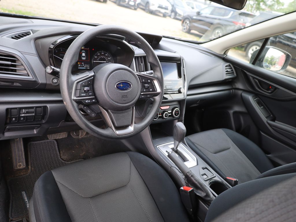 Vehicle image 19 of 41