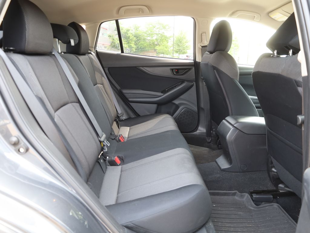 Vehicle image 12 of 41