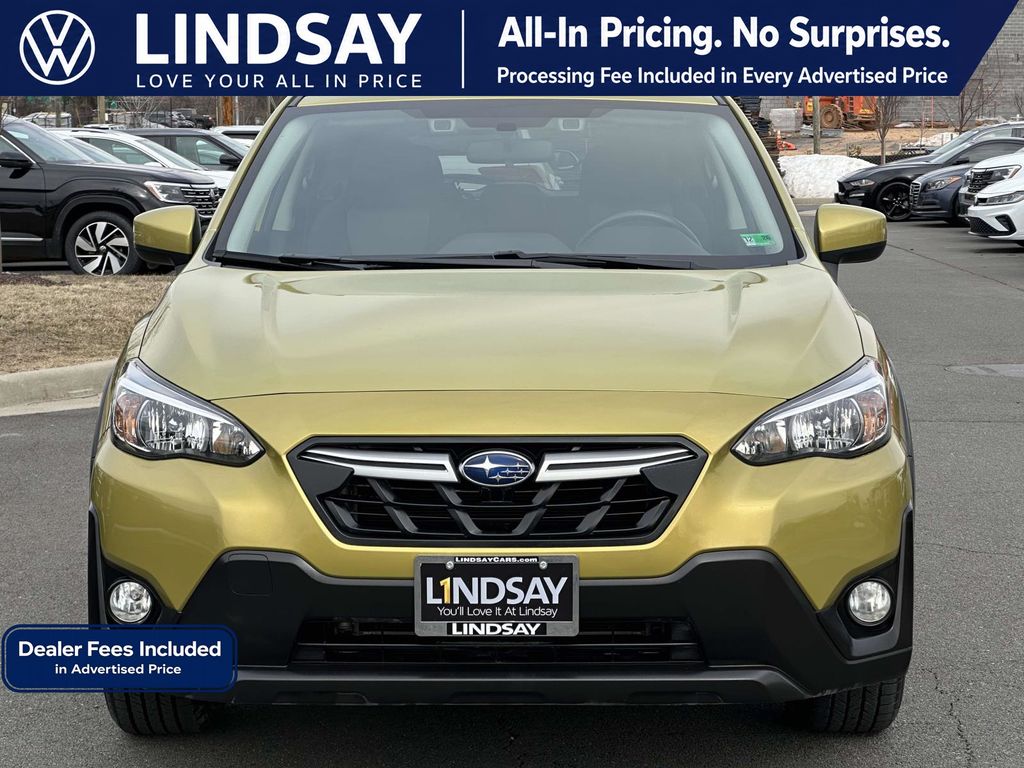 2022 Subaru Crosstrek Premium Image 2 of 28