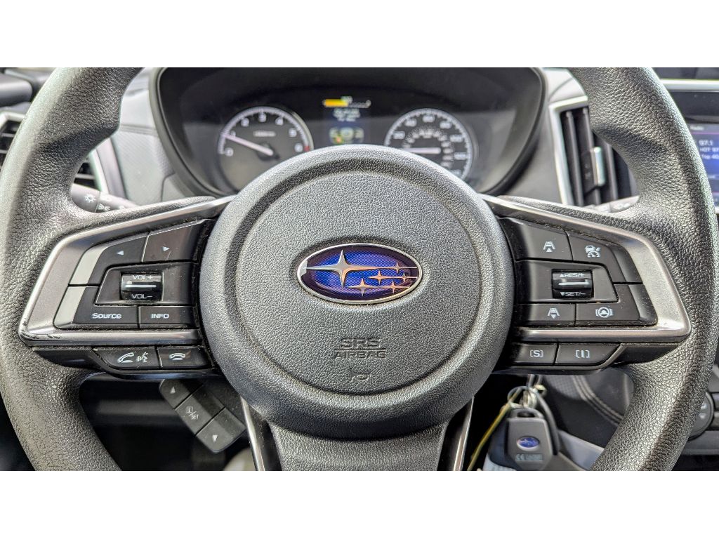 Vehicle image 19 of 30