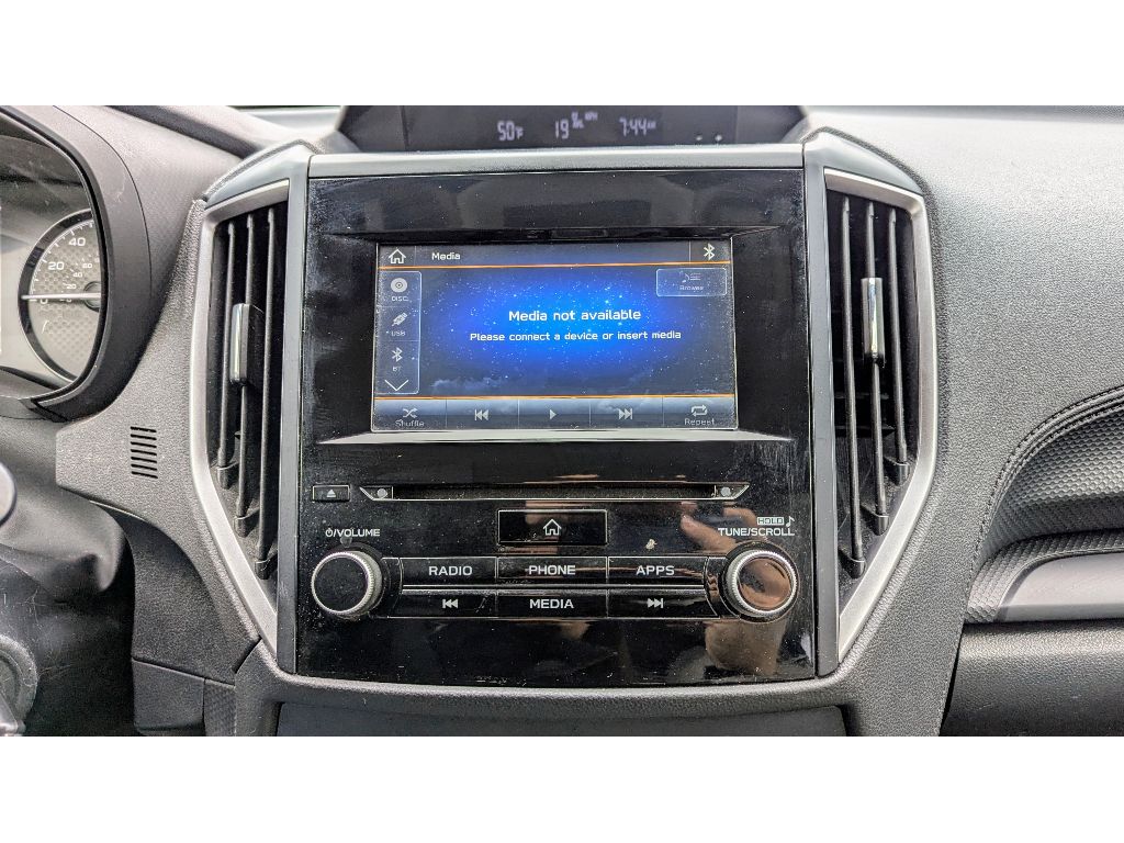 Vehicle image 24 of 30