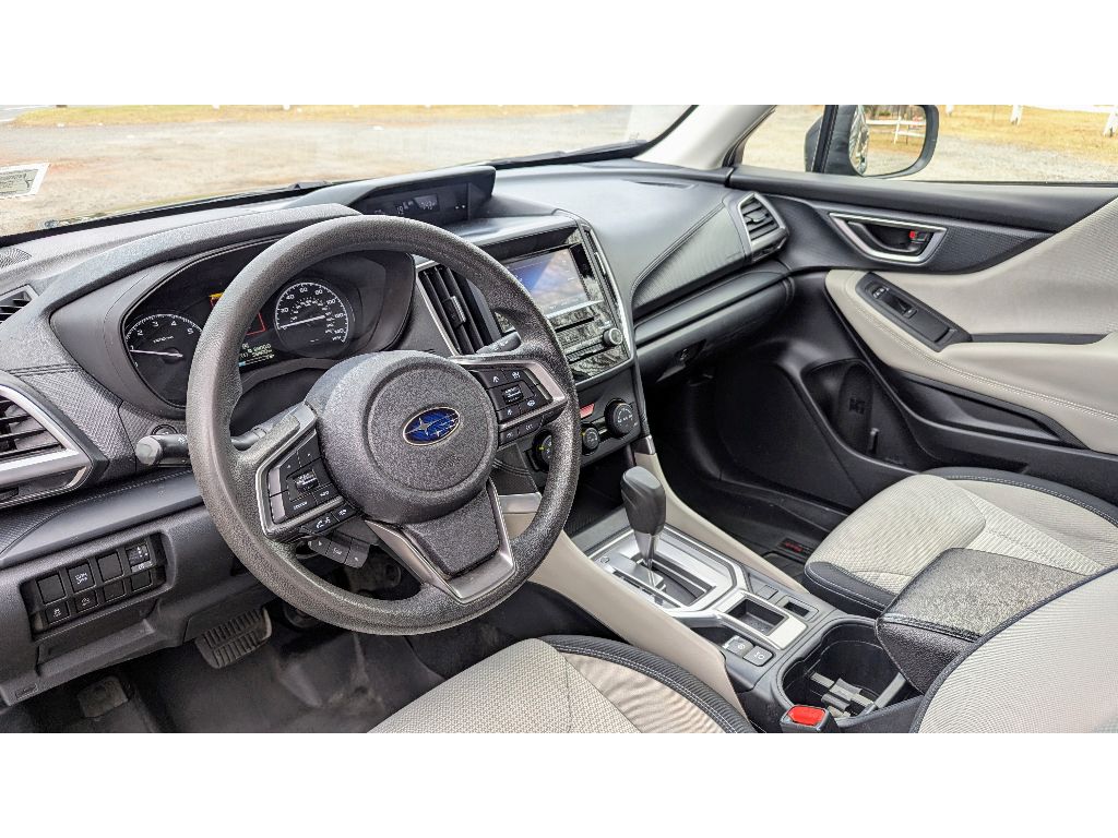 Vehicle image 18 of 30