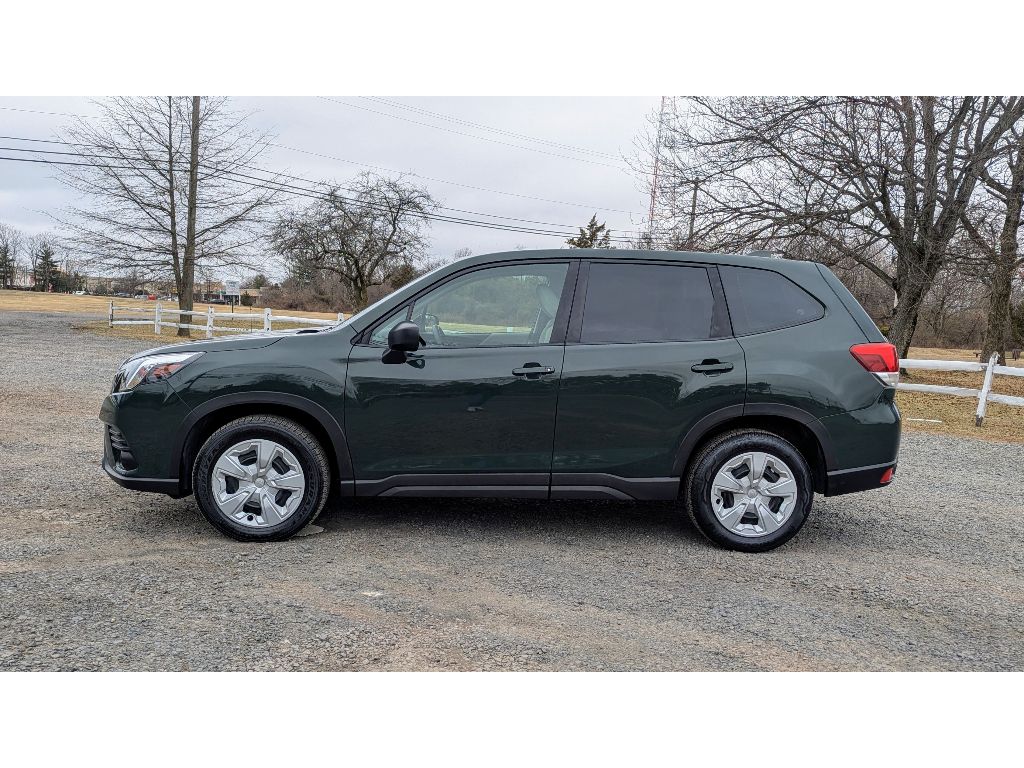 Vehicle image 8 of 30