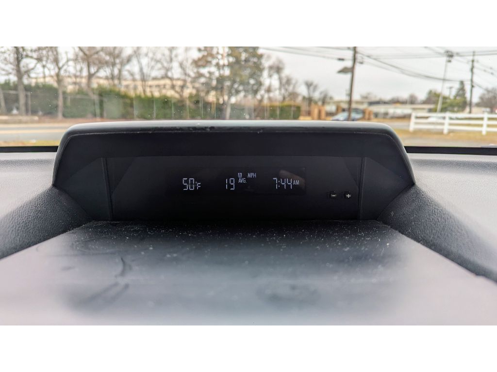 Vehicle image 21 of 30