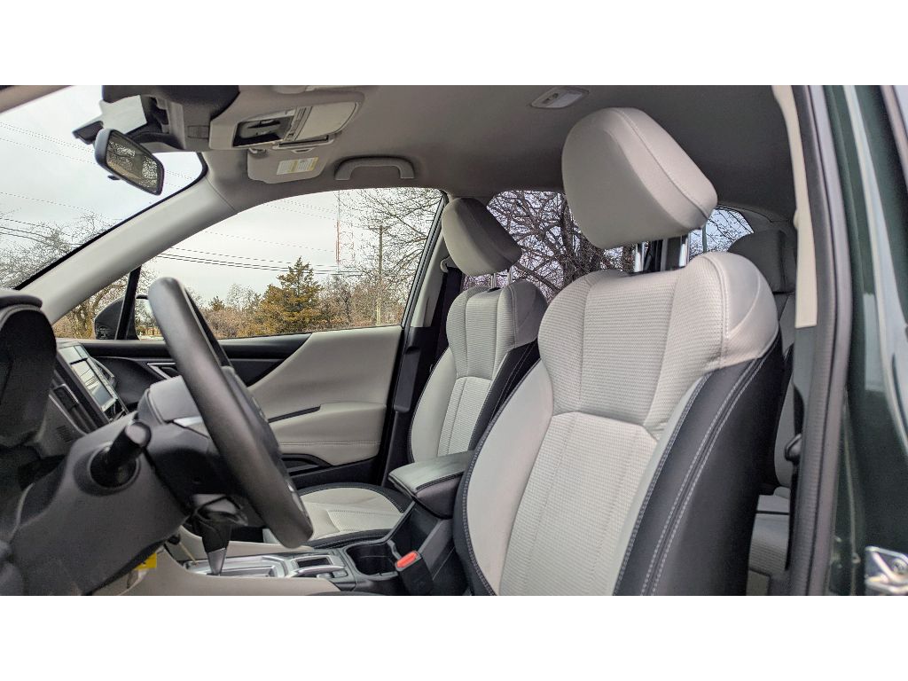 Vehicle image 15 of 30