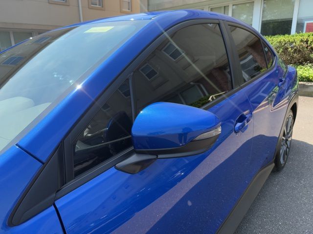 Vehicle image 18 of 58
