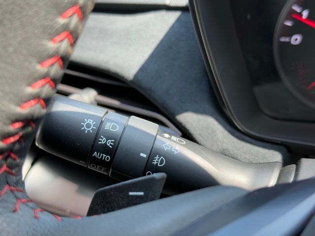 Vehicle image 53 of 58