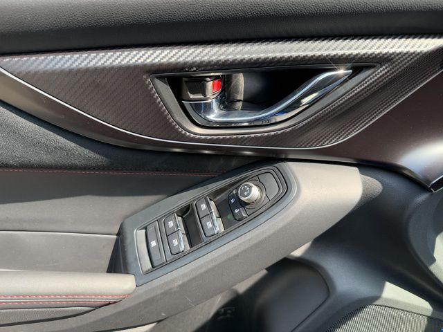 Vehicle image 27 of 58