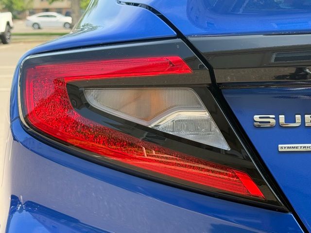 Vehicle image 16 of 58