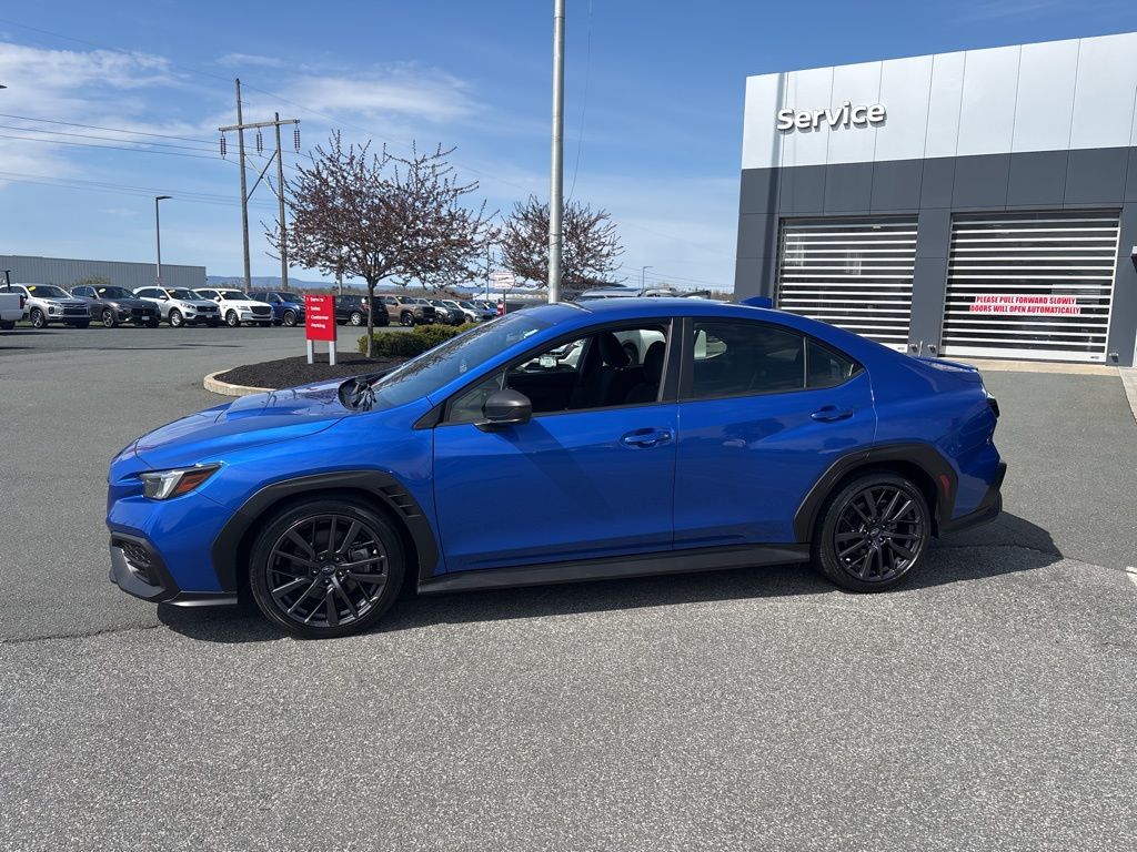 2022 Subaru WRX Premium Image 2 of 32