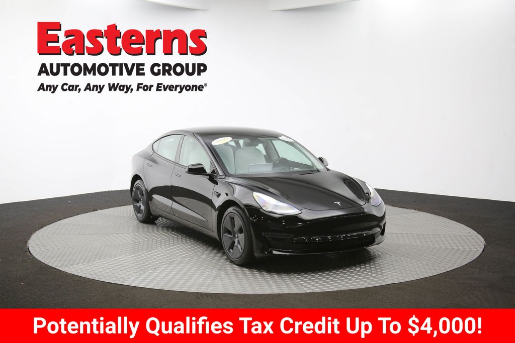 Vehicle image 13 of 62
