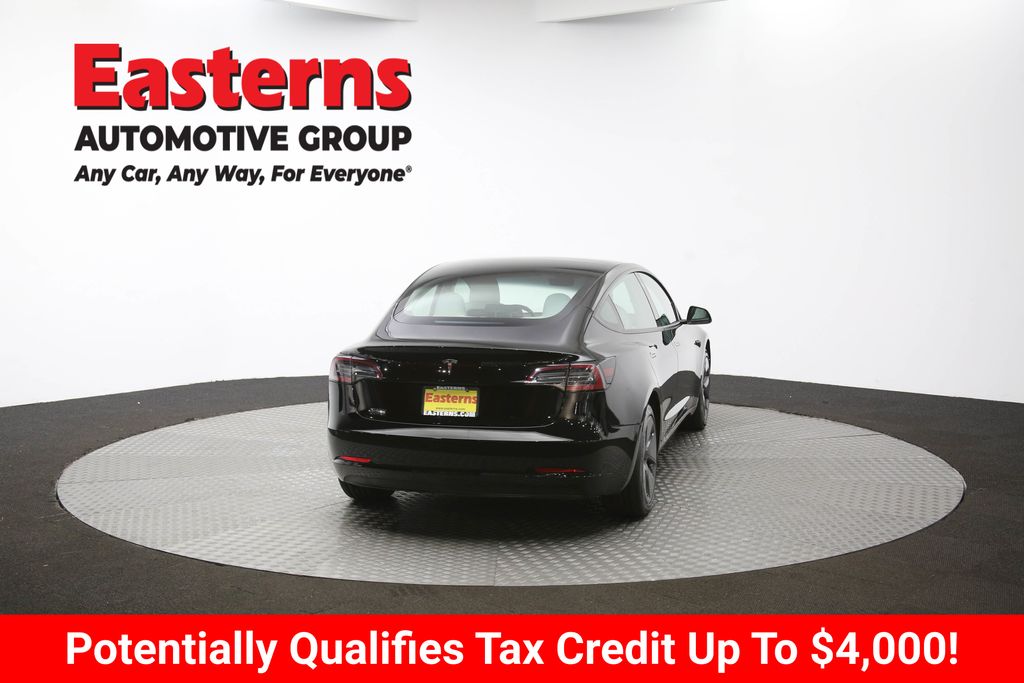 Vehicle image 22 of 62
