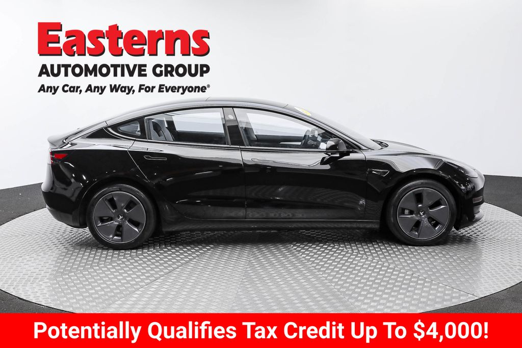 Vehicle image 15 of 62