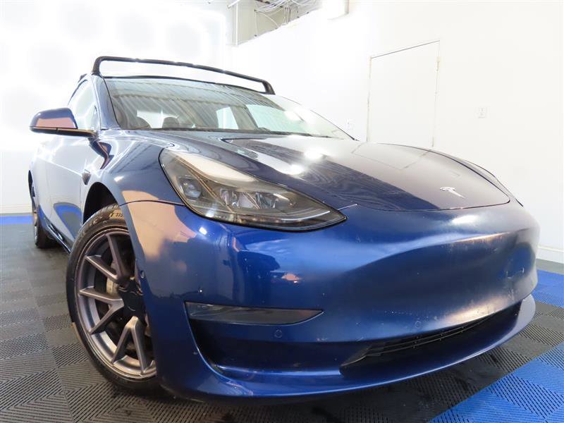 Vehicle image 5 of 32