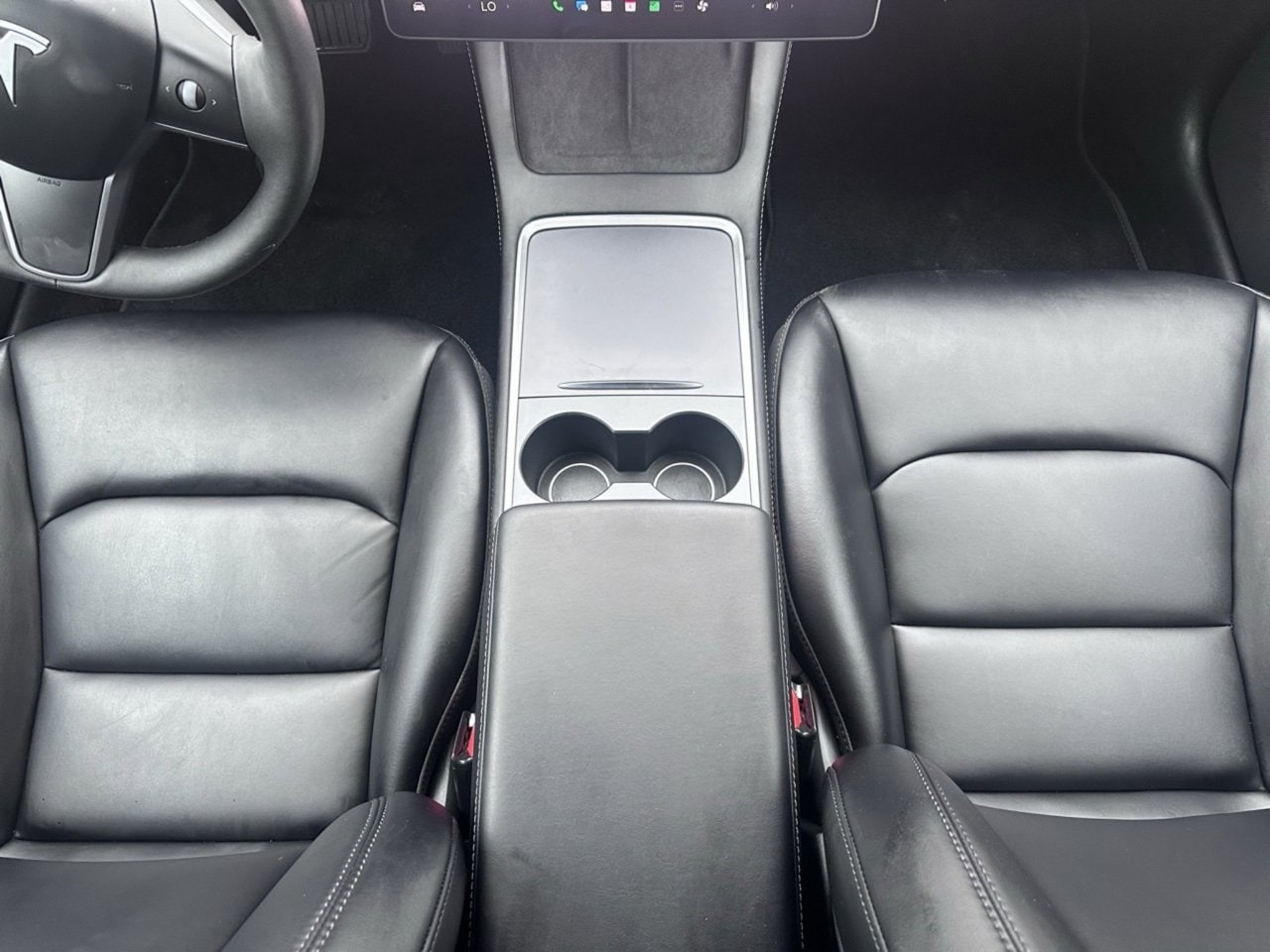 Vehicle image 20 of 27