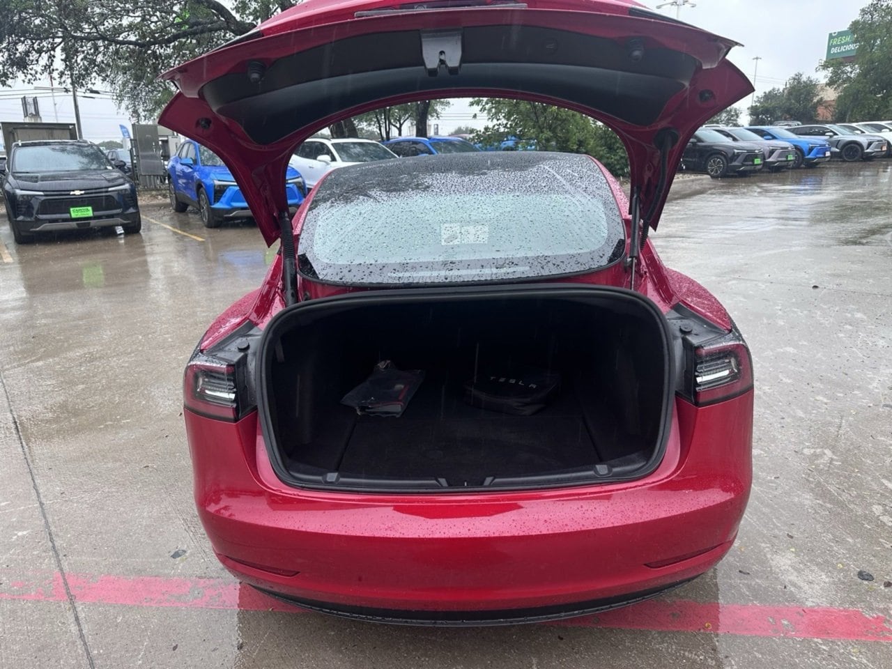 Vehicle image 11 of 27