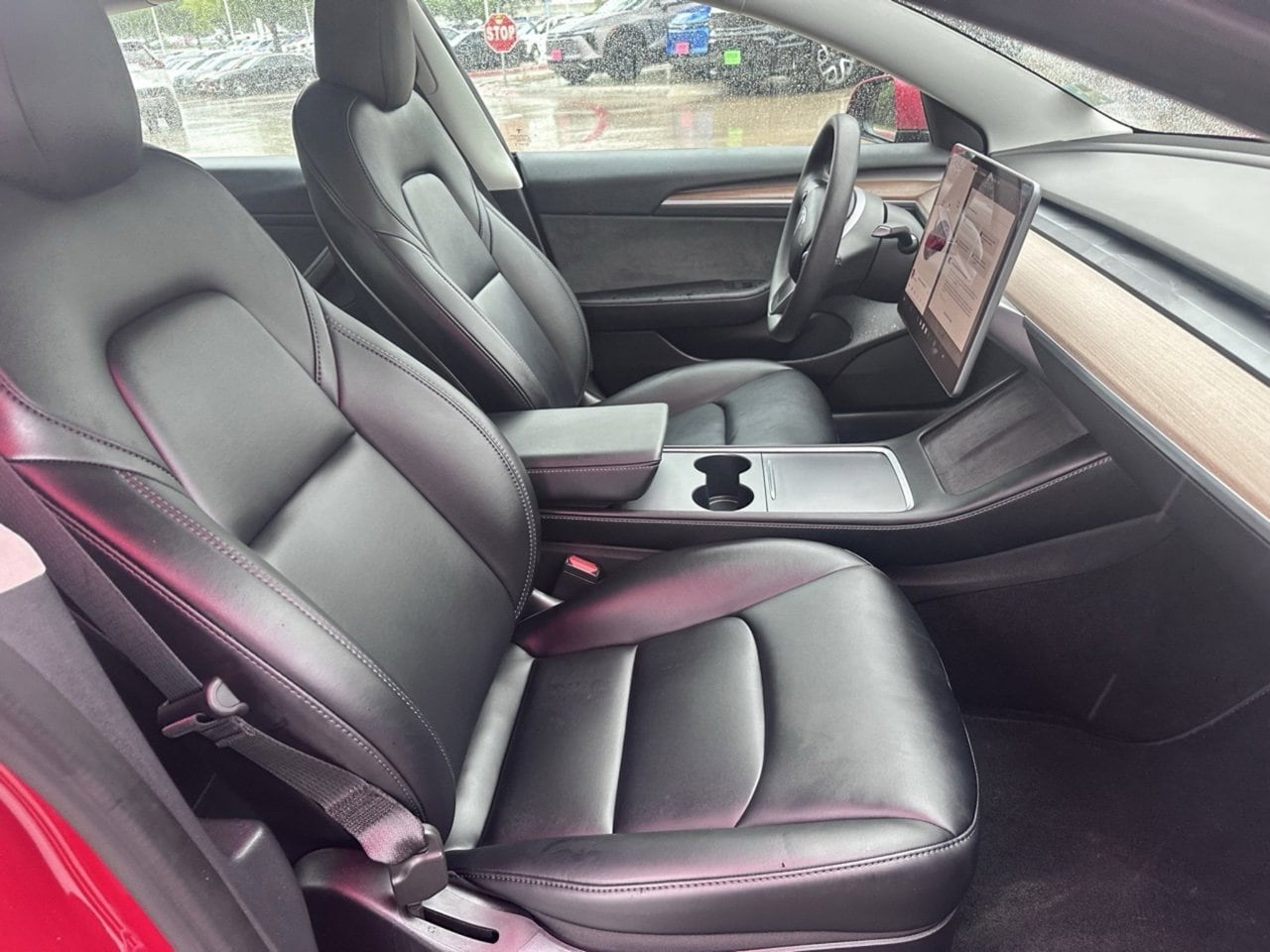 Vehicle image 12 of 27