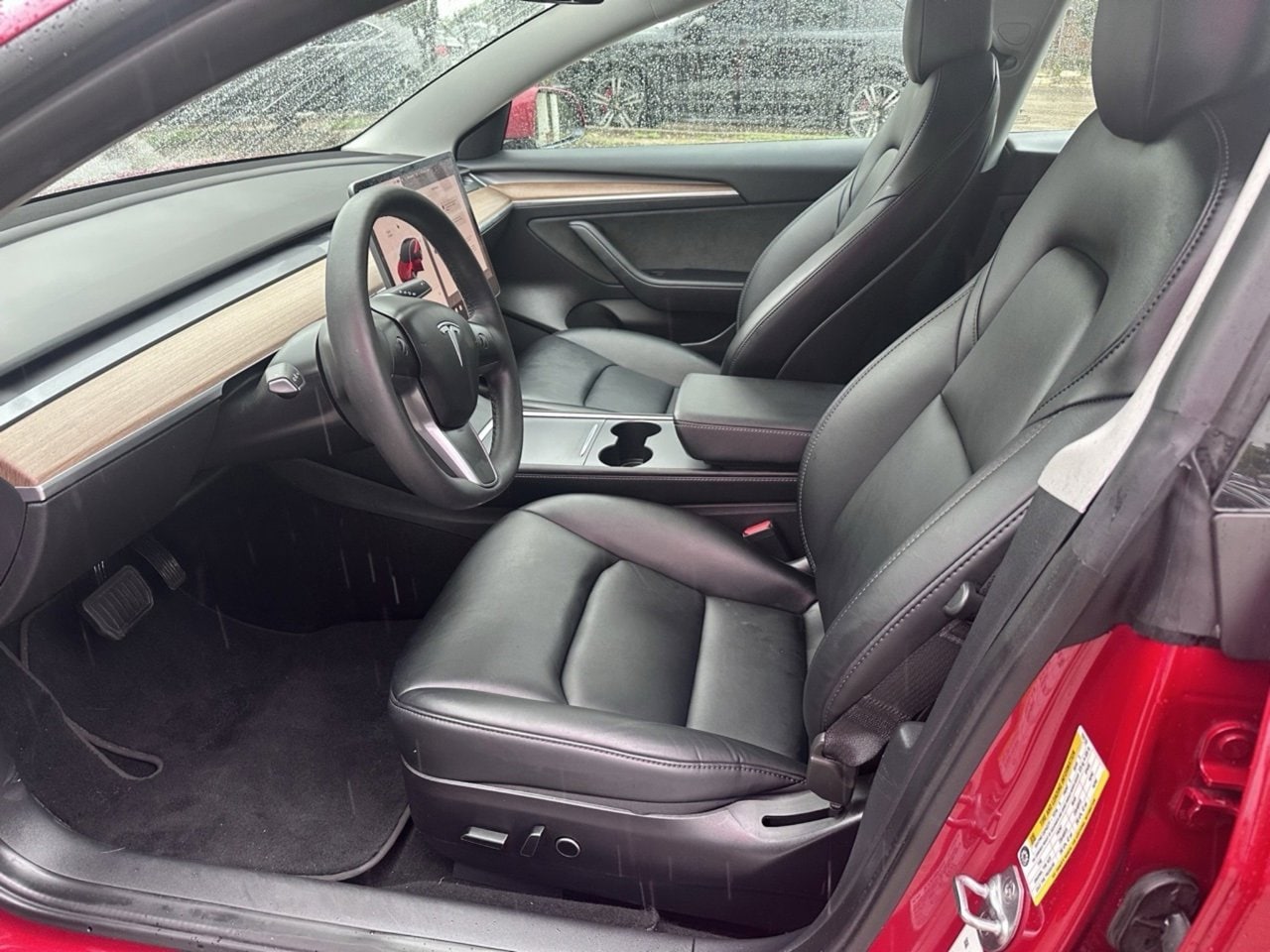 Vehicle image 15 of 27