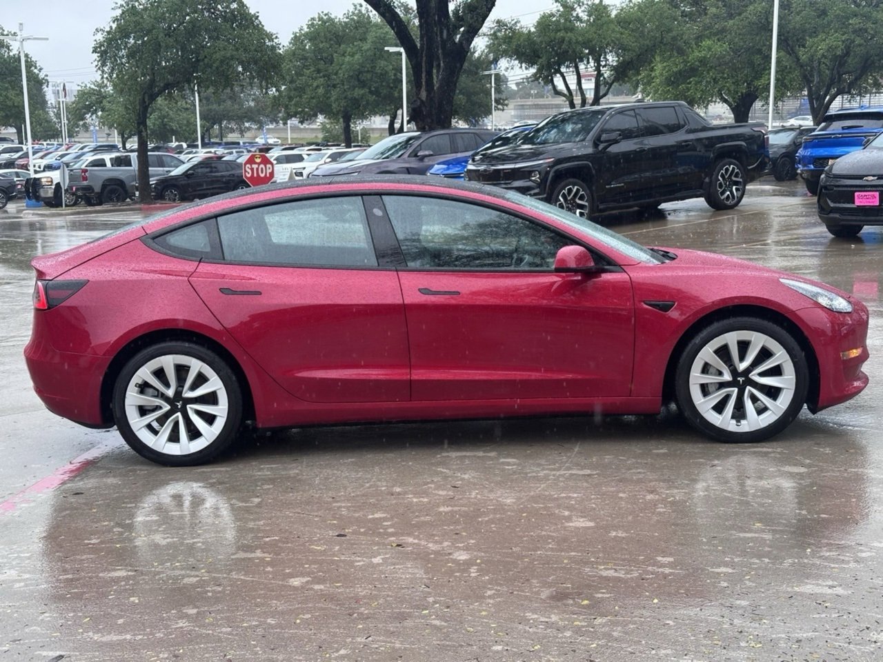 Vehicle image 4 of 27