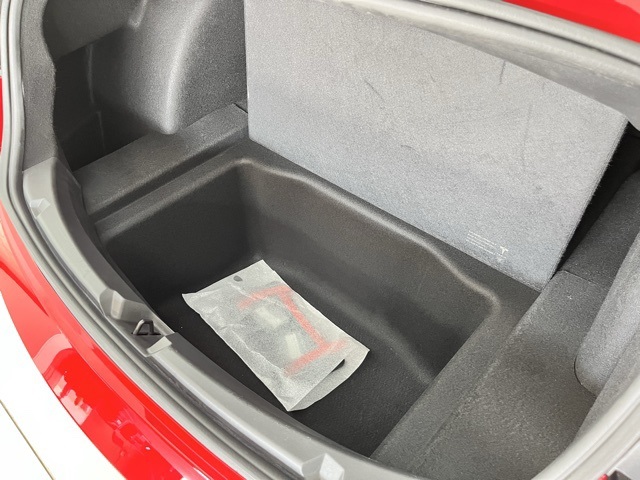 Vehicle image 89 of 92