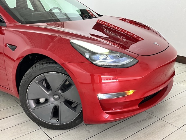 Vehicle image 14 of 92