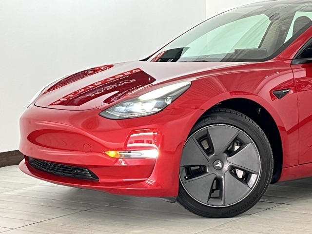 Vehicle image 78 of 92