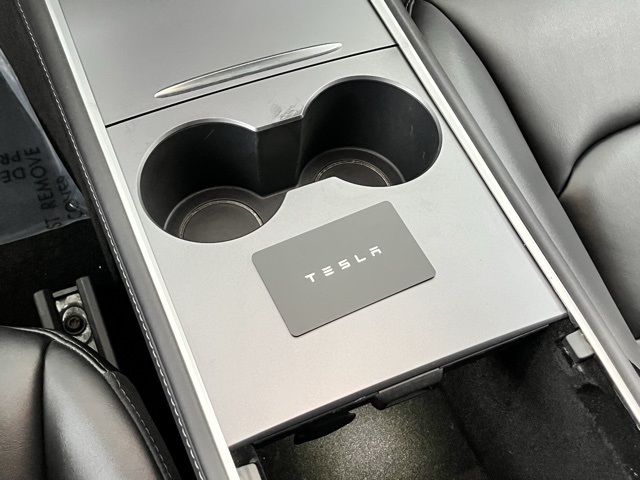 Vehicle image 39 of 92