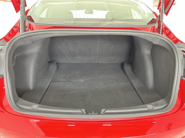 Vehicle image 88 of 92