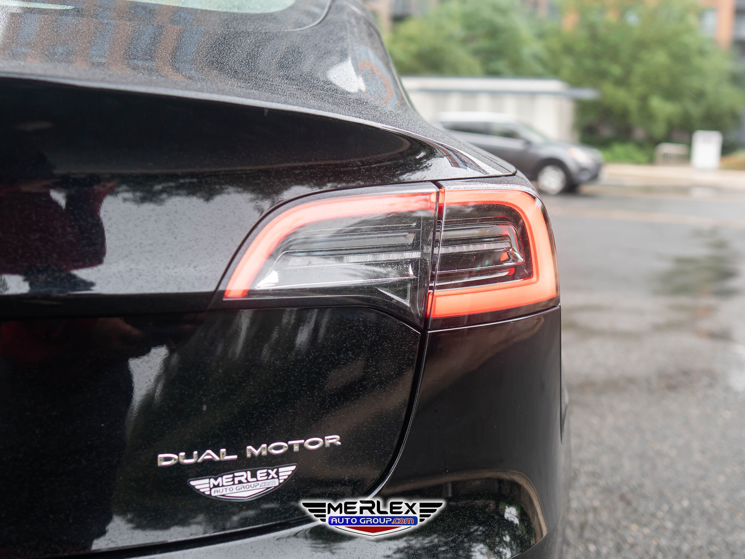 Vehicle image 41 of 48
