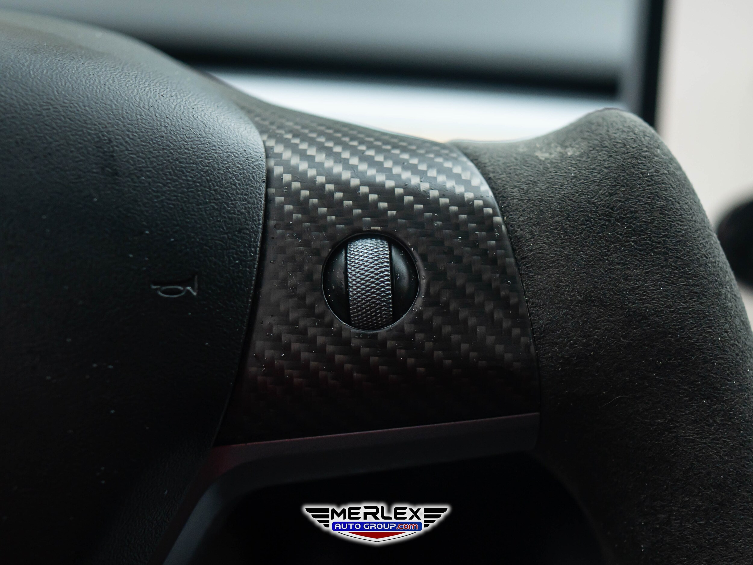 Vehicle image 31 of 48