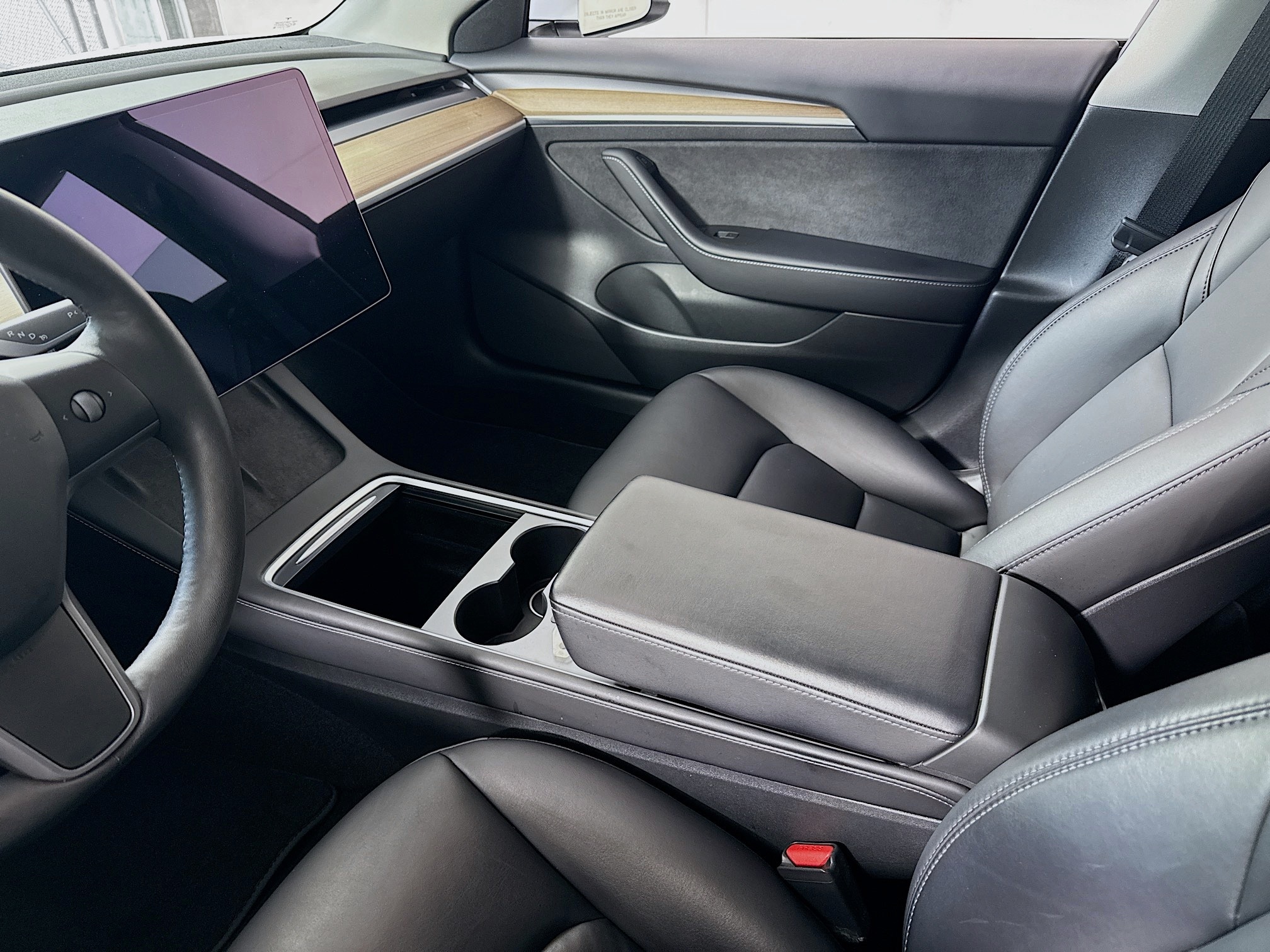 Vehicle image 28 of 29