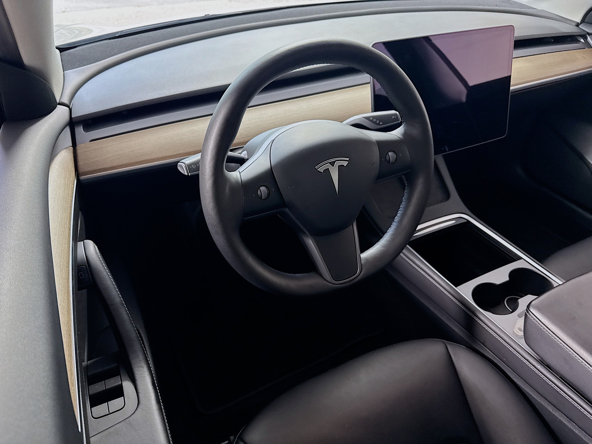 Vehicle image 19 of 29