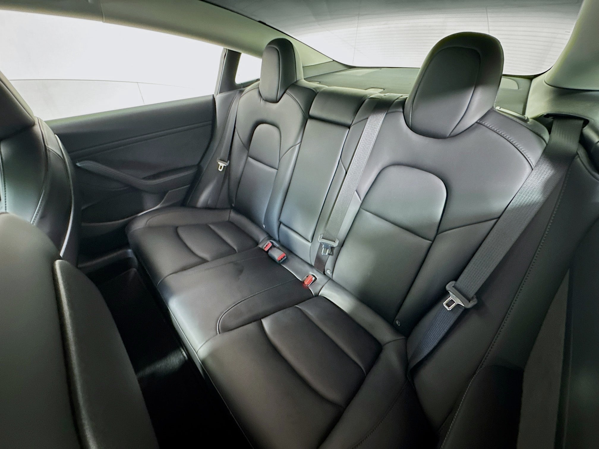 Vehicle image 12 of 29