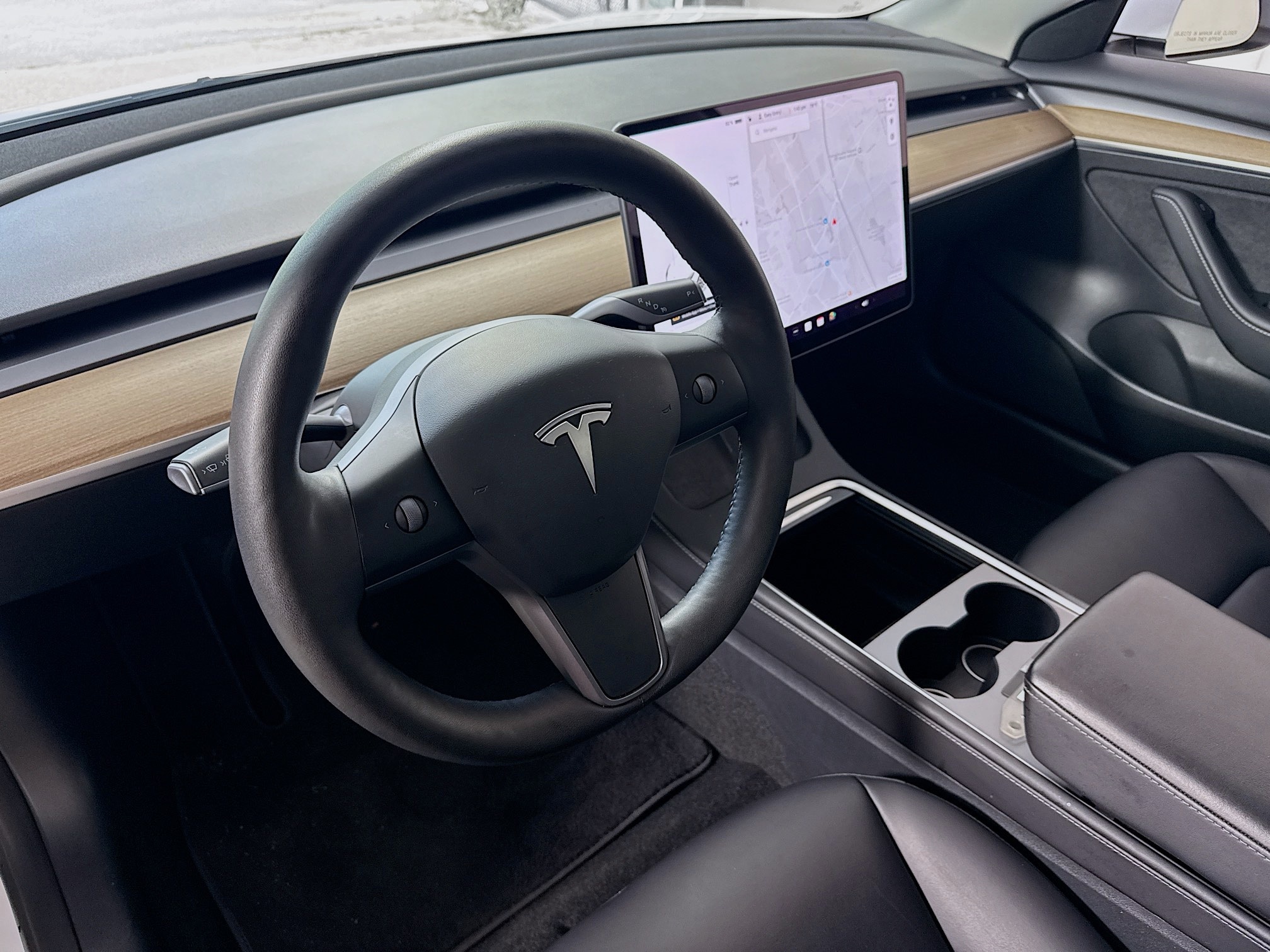 Vehicle image 17 of 29