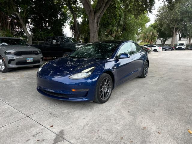 2022 Tesla Model 3 Base Image 1 of 24