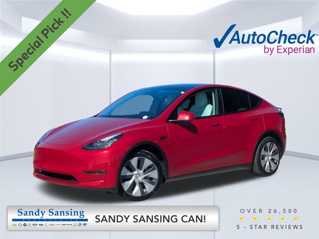 2022 Tesla Model Y Long Range Image 1 of 32