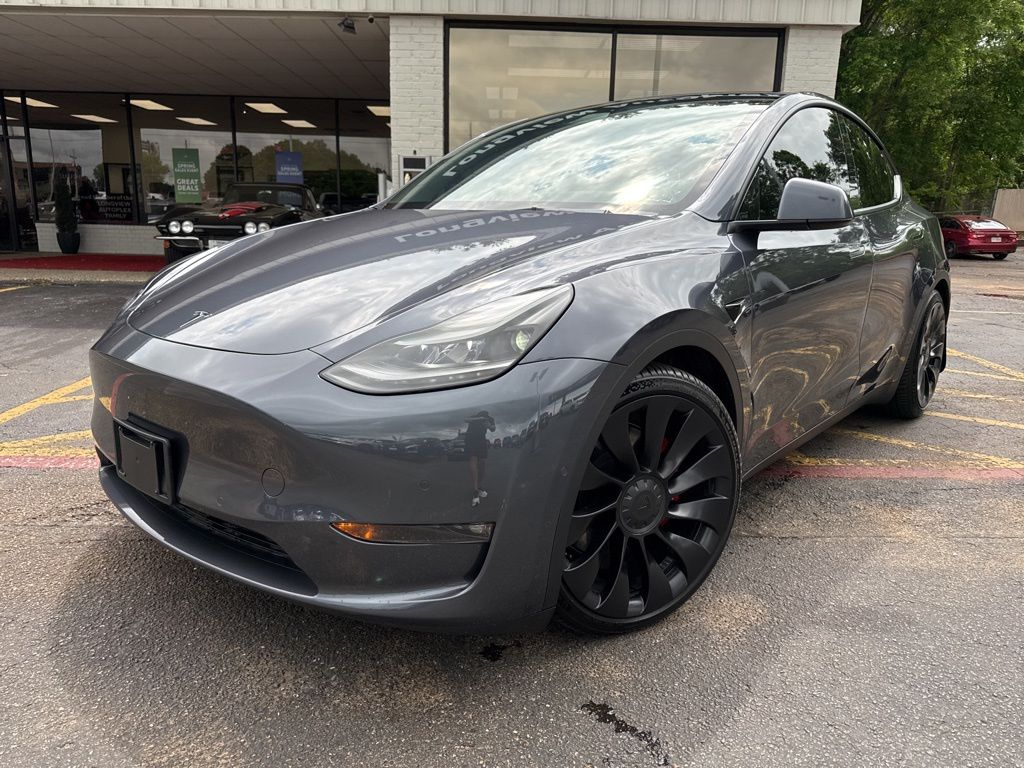 2022 Tesla Model Y Performance Image 1 of 35